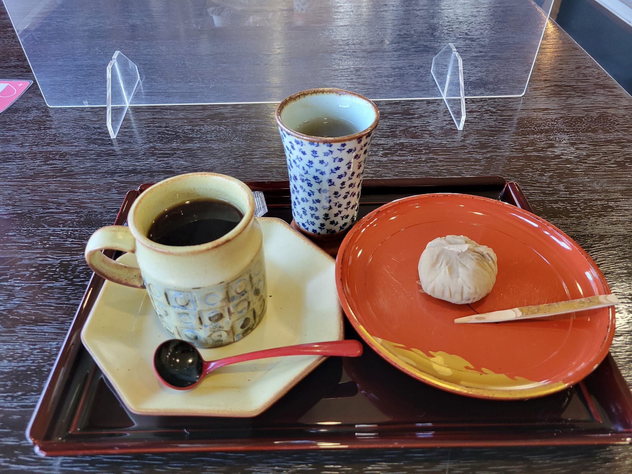 和菓子のカフェでくつろぐ「お休み処　あん庵」【七尾市中島町】
